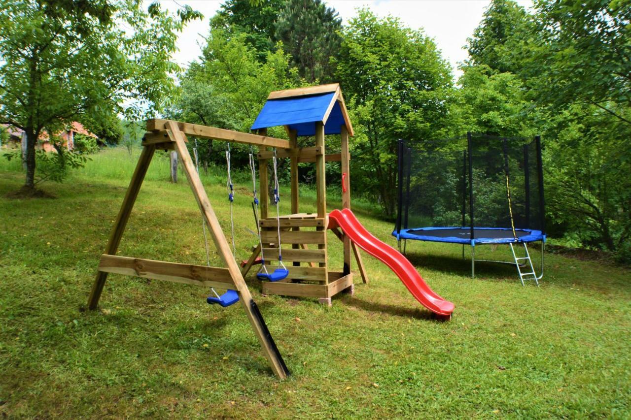 Holiday Home Coprnicka Hisa Skrad Ngoại thất bức ảnh